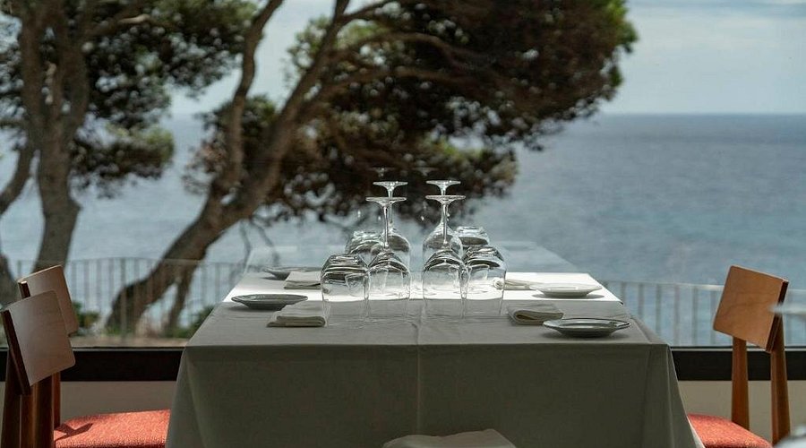 restaurant begur parador d'Aiguablava
