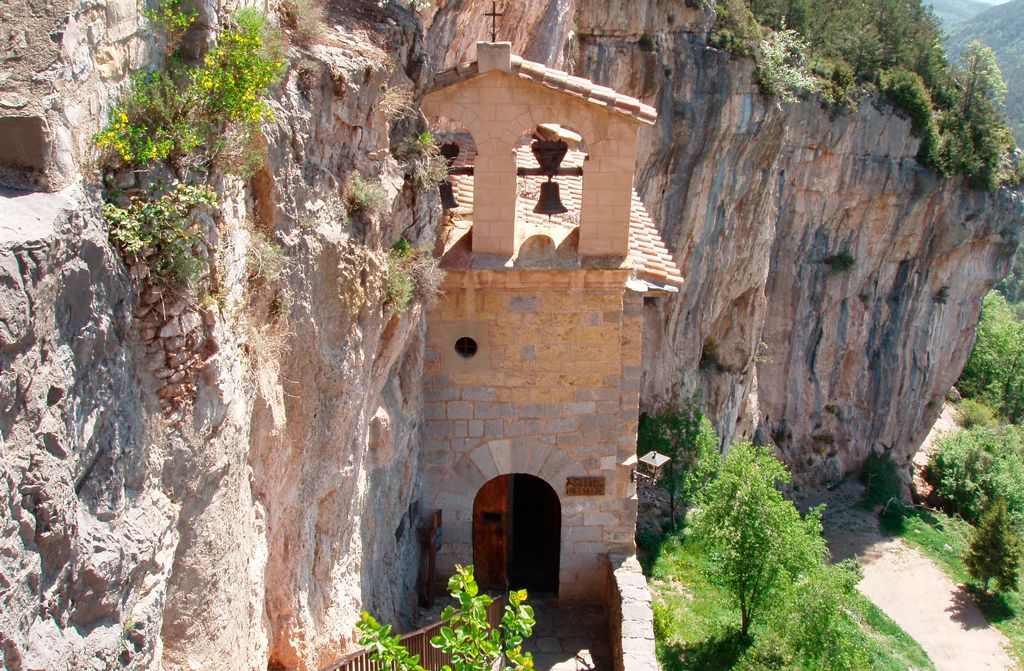 El Santuario de la Mare de Déu de Montgrony Ripoll